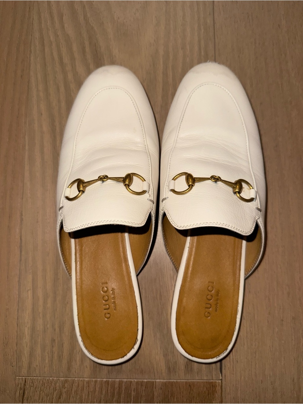 GUCCI - Picture 2 of 2